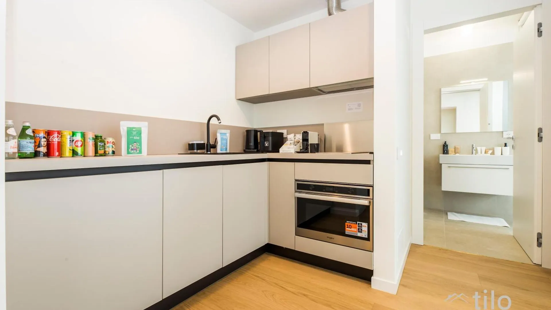 Apartmán Waterfront Luxury Studio, Free Parking, Ac, Netflix & Wifi By Tilo Lux Janov